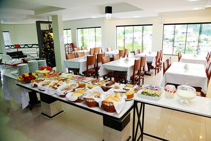 Imagen del bar/restaurante del Hotel Jwf Piedade. Foto 5