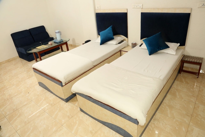 Imagen de la habitación del Hotel Jyoti, Bhopal. Foto 7