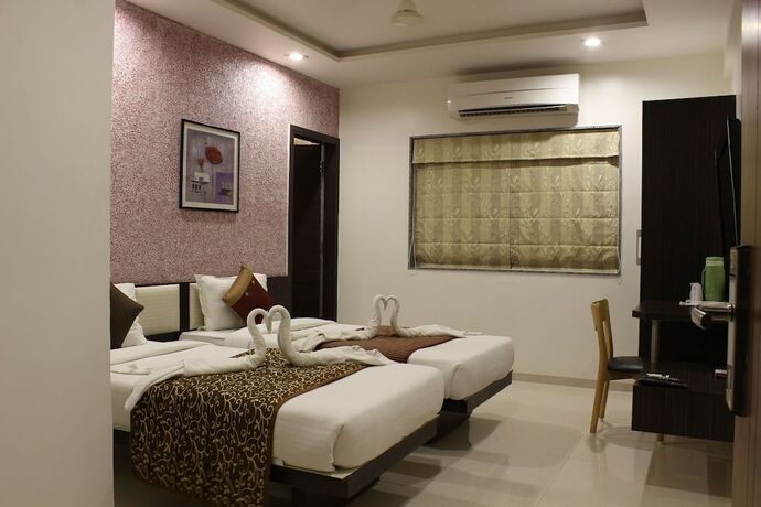 Imagen general del Hotel Jyoti, Rajkot. Foto 11