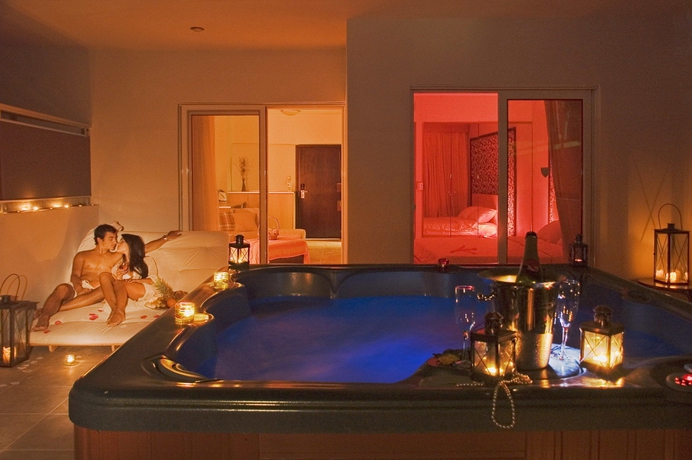 Imagen de los exteriores del Hotel K BOUTIQUE. Foto 3