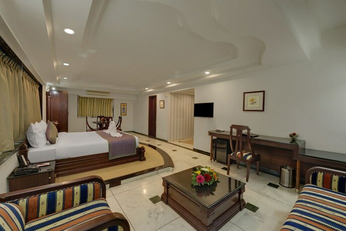 Imagen general del Hotel K K Beacon. Foto 6
