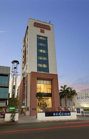 Imagen general del Hotel K K Beacon. Foto 12