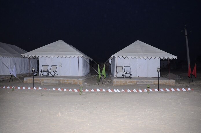 Imagen de la habitación del Hotel K K Resorts and Camp. Foto 17