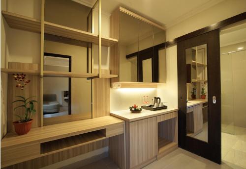 Imagen de la habitación del Hotel K Kaliurang. Foto 8