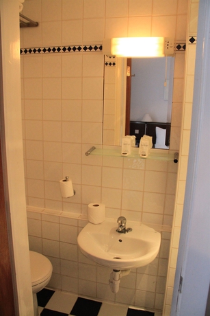 Imagen de la habitación del Hotel K Kensington. Foto 9