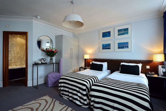 Imagen de la habitación del Hotel K Kensington. Foto 12