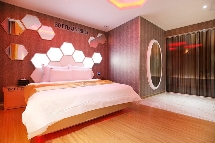 Imagen de la habitación del Hotel K Luxury. Foto 7