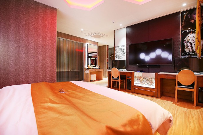 Imagen de la habitación del Hotel K Luxury. Foto 14