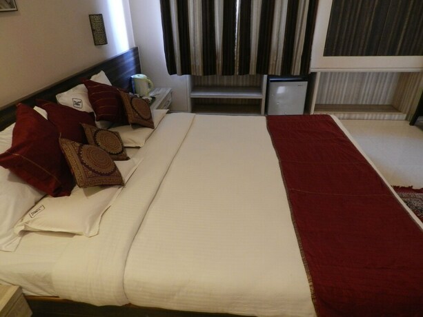 Imagen de la habitación del Hotel K Square. Foto 20