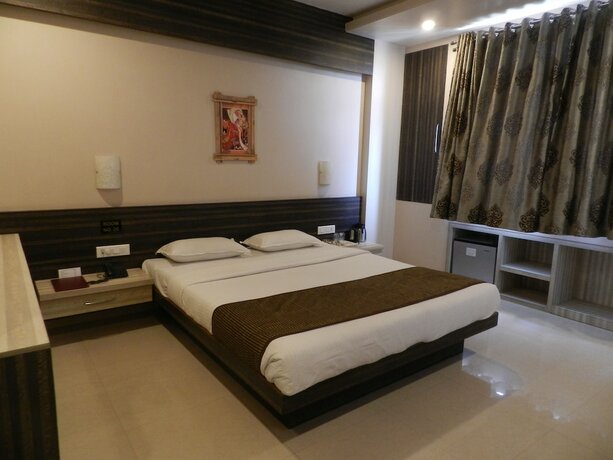 Imagen de la habitación del Hotel K Square. Foto 22