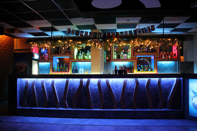 Imagen de la piscina del Hotel K Stars. Foto 15