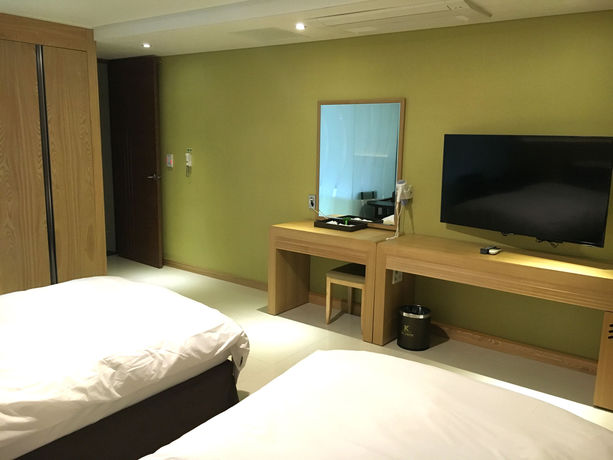Imagen de la habitación del Hotel K Tourist. Foto 5
