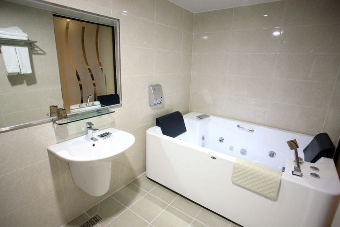 Imagen de la habitación del Hotel K Tourist. Foto 10
