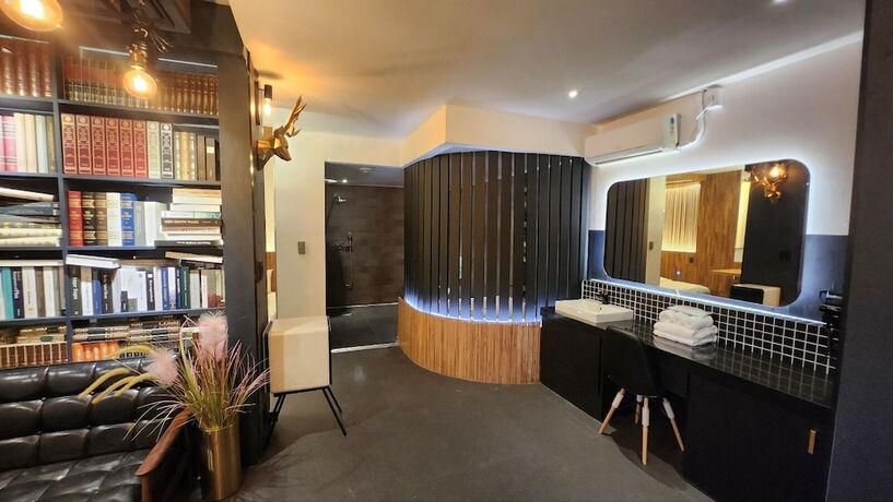 Imagen de la habitación del Hotel K hotel. Foto 15