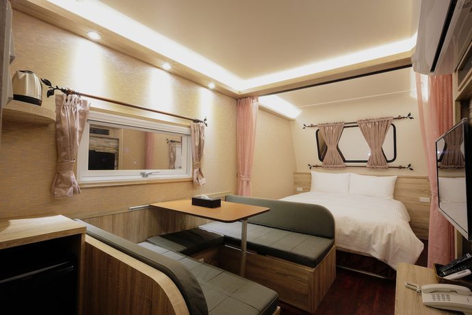 Imagen de la habitación del Hotel K-1. Foto 10