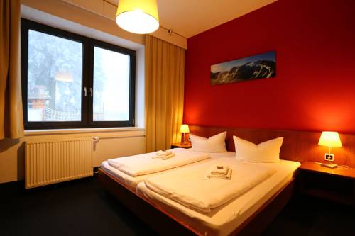 Imagen de la habitación del Hotel K1 Sporthotel. Foto 5