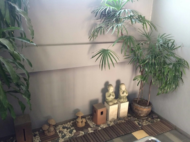 Imagen de los exteriores del Hotel K2 @ Airport. Foto 17