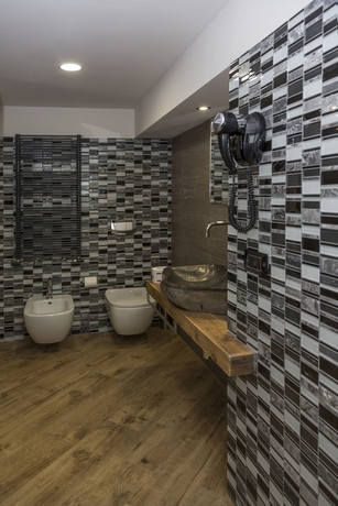 Imagen de la habitación del Hotel K2. Foto 5