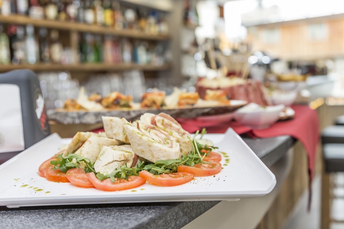 Imagen de los interiores del Hotel K2. Foto 18