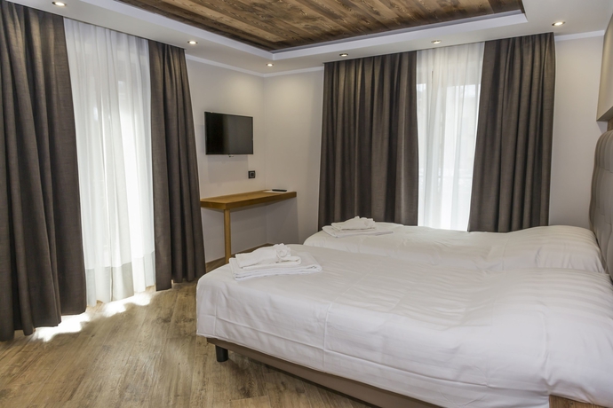 Imagen de la habitación del Hotel K2. Foto 14