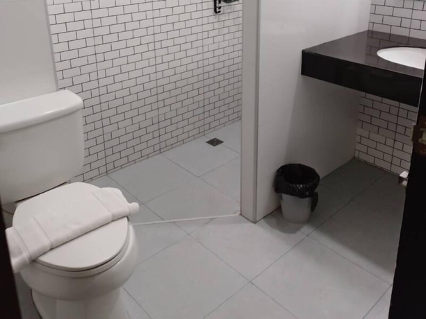Imagen de la habitación del Hotel K2 Green Suphan Buri. Foto 11