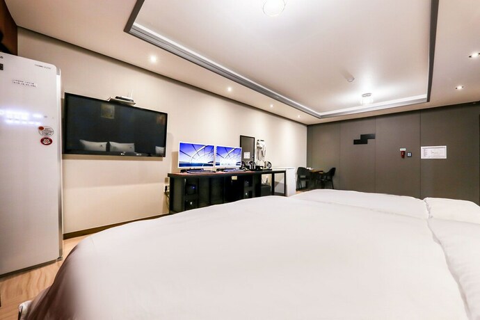 Imagen de la habitación del Hotel K2 Hotel. Foto 4