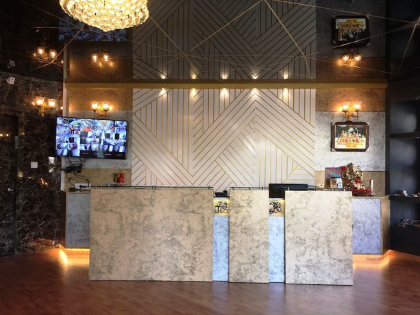 Imagen de los interiores del Hotel K3 Club Residency. Foto 18