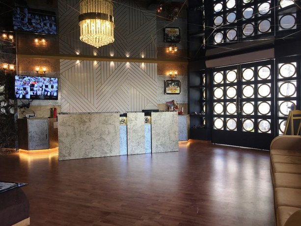 Imagen de los interiores del Hotel K3 Club Residency. Foto 20