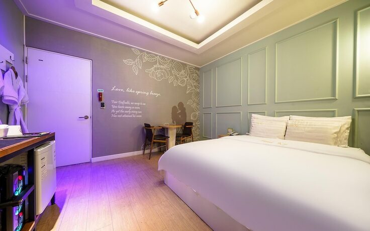 Imagen de la habitación del Hotel K7 PC Cheongju. Foto 18