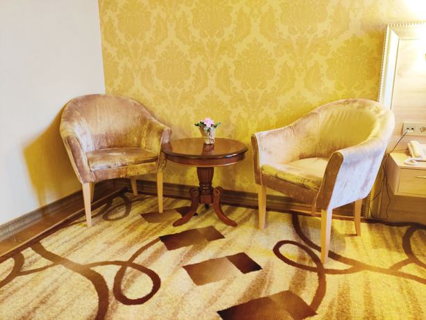 Imagen de la habitación del Hotel KA Royal. Foto 14