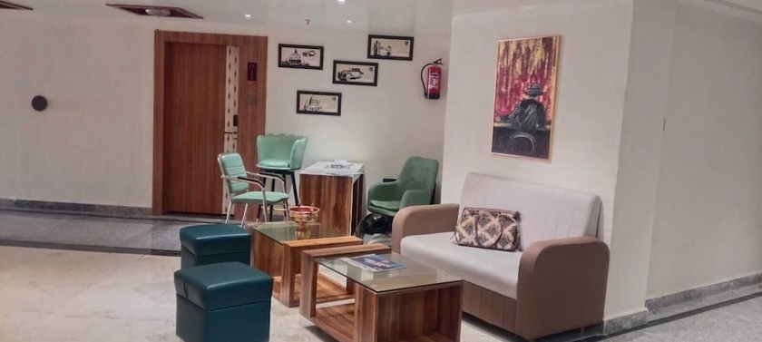 Imagen de los interiores del Hotel KAMA, Patna. Foto 9