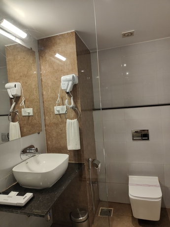 Imagen de la habitación del Hotel KAMAT\'S DAFFODIL RESORT. Foto 12