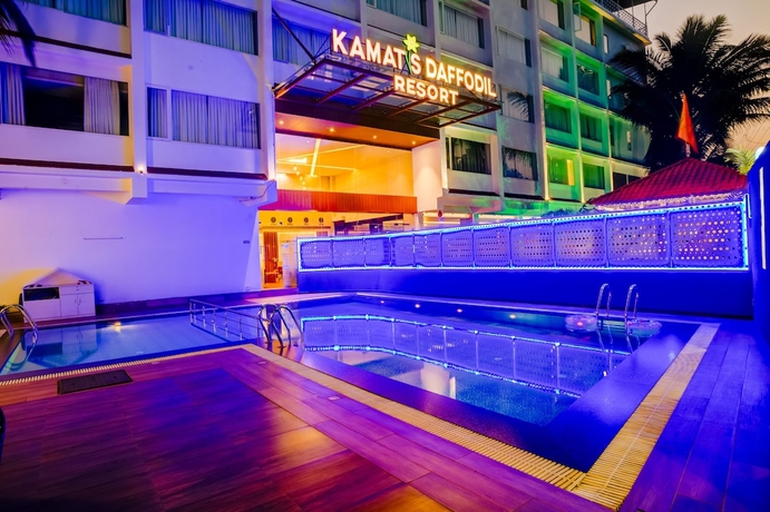 Imagen de la piscina del Hotel KAMAT\'S DAFFODIL RESORT. Foto 18