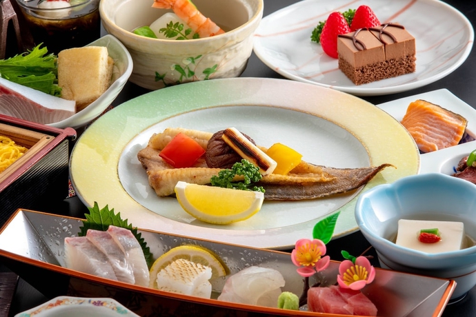 Imagen del bar/restaurante del Hotel KAMENOI HOTEL Yanagawa. Foto 3