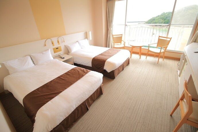 Imagen general del Hotel KAMENOI Kumano Tanabe. Foto 9