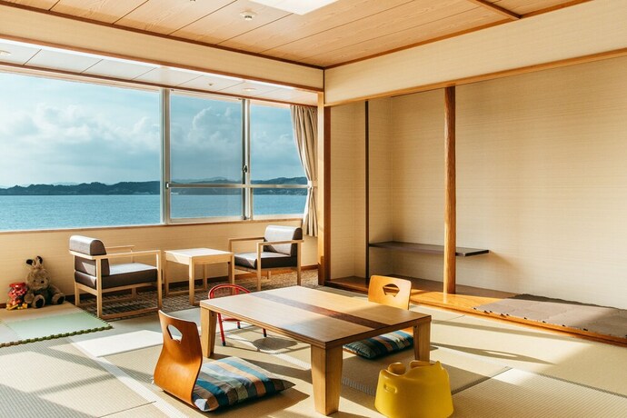 Imagen de la habitación del Hotel KAMENOI Kumano Tanabe. Foto 26