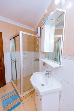 Imagen general del Hotel KAMI LUXURY APARETMENTS. Foto 10