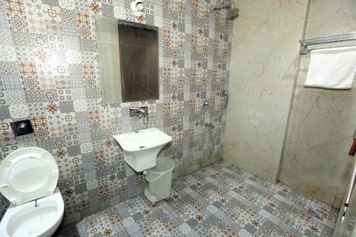 Imagen general del Hotel KANDA CONTINENTAL. Foto 4