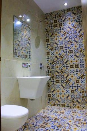 Imagen de la habitación del Hotel KANDA CONTINENTAL. Foto 20