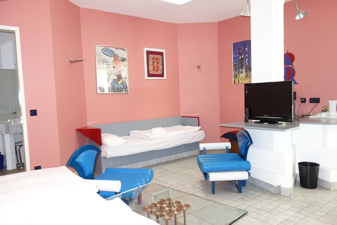 Imagen de la habitación del Hotel KASTENS. Foto 8