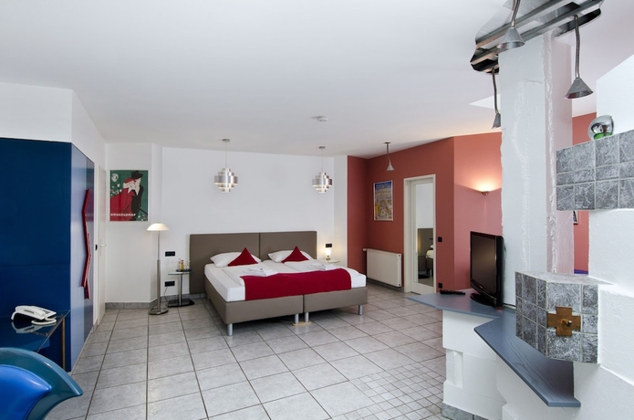 Imagen de la habitación del Hotel KASTENS. Foto 15