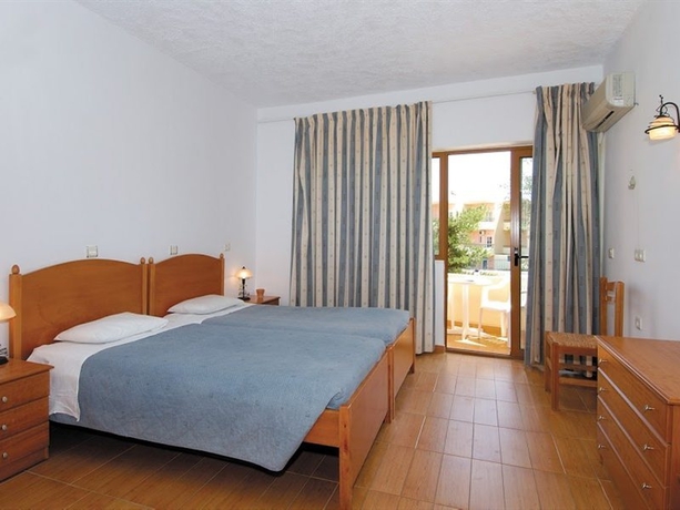 Imagen general del Hotel KAVROS BEACH. Foto 3