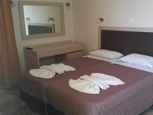 Imagen general del Hotel KAVROS BEACH. Foto 11