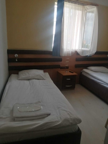 Imagen de la habitación del Hotel KAYRA OTEL. Foto 9