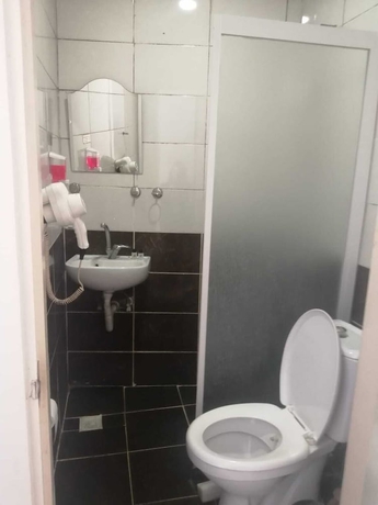 Imagen de la habitación del Hotel KAYRA OTEL. Foto 12