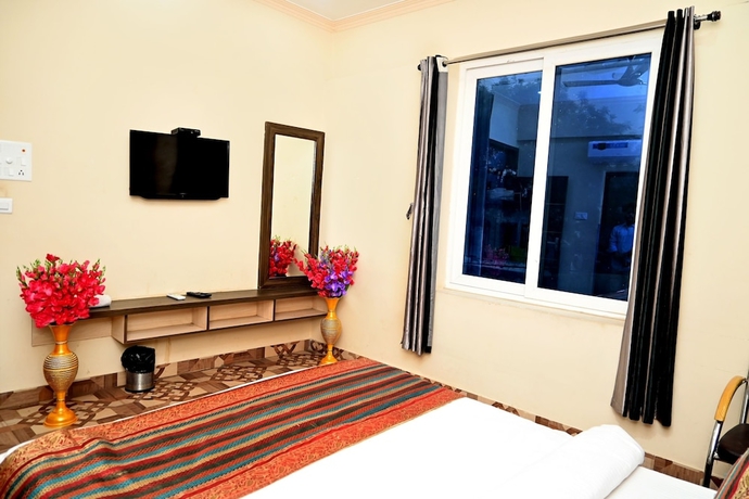 Imagen de la habitación del Hotel KB Palace. Foto 8