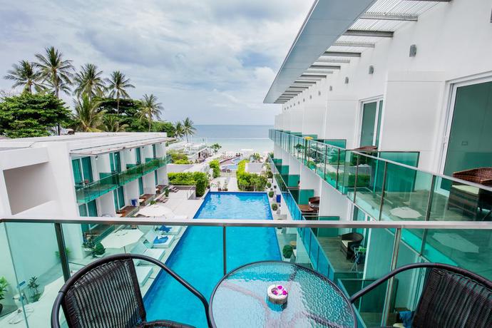 Imagen de la piscina del Hotel KC Beach Samui. Foto 9