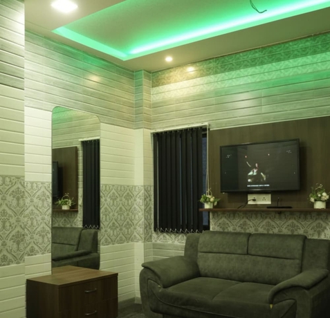 Imagen de los interiores del Hotel KDM, Rajkot. Foto 10