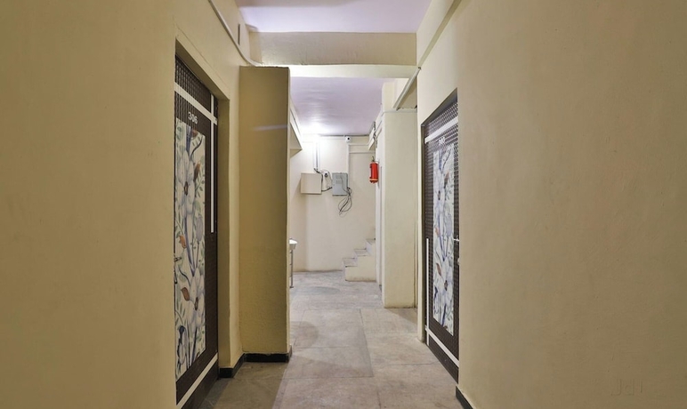 Imagen de los interiores del Hotel KDM, Rajkot. Foto 11