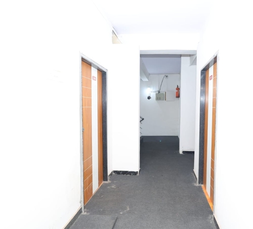 Imagen de los interiores del Hotel KDM, Rajkot. Foto 13